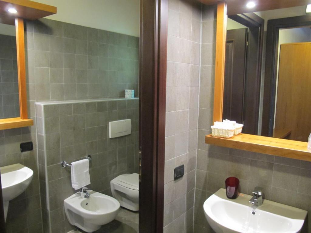 Casa Alpina Don Guanella Bed & Breakfast Macugnaga Room photo