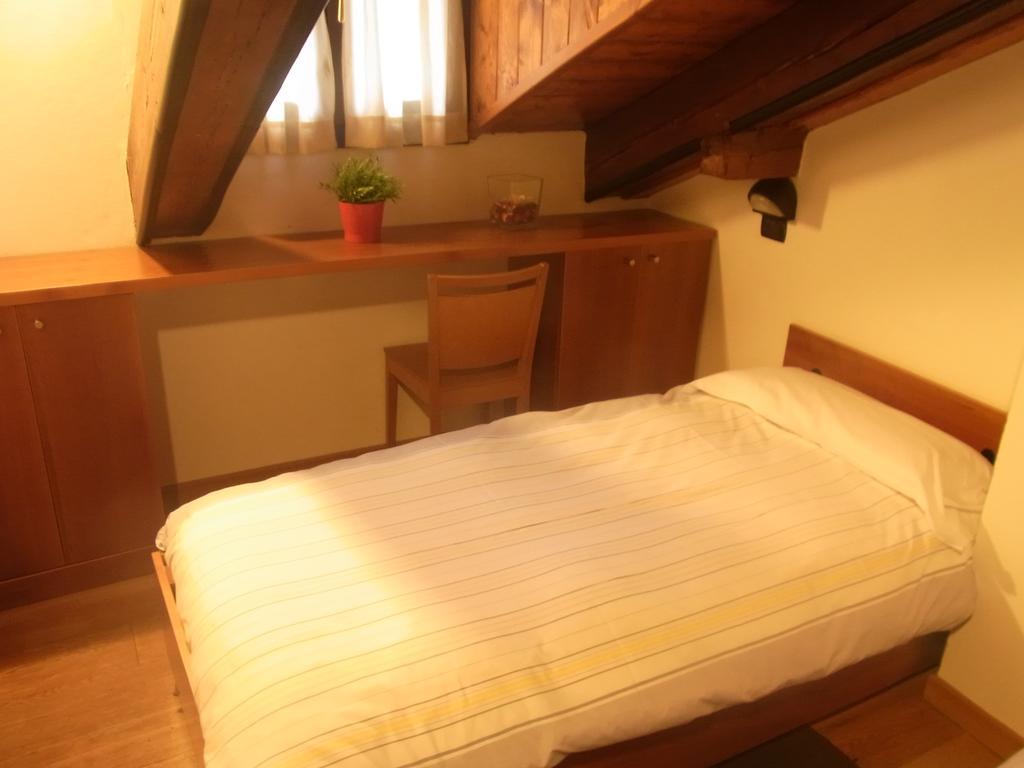 Casa Alpina Don Guanella Bed & Breakfast Macugnaga Exterior photo